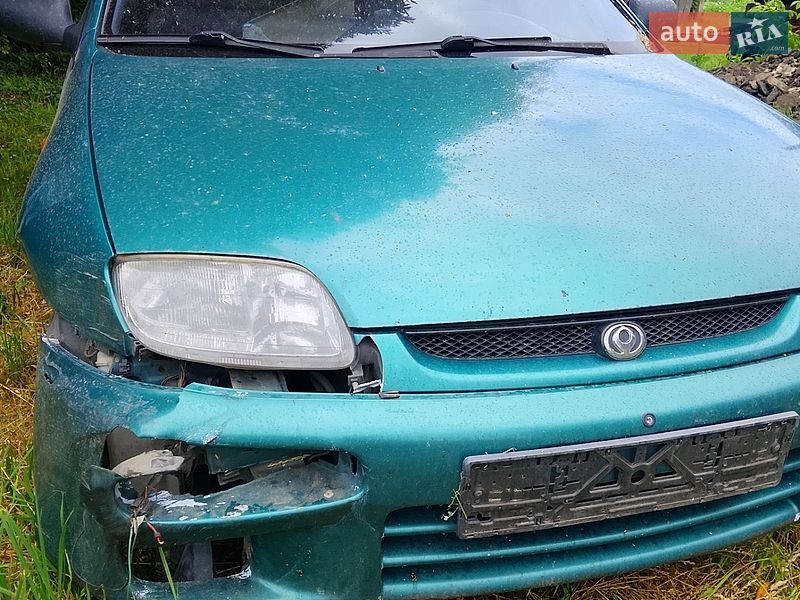 Хэтчбек Mazda 323 1996 в Славутиче