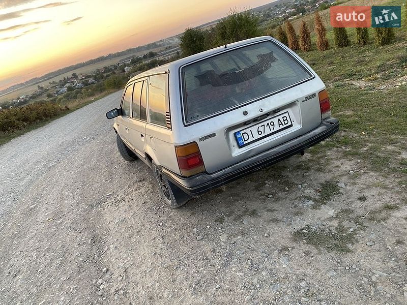 Универсал Mazda 323 1987 в Чорткове