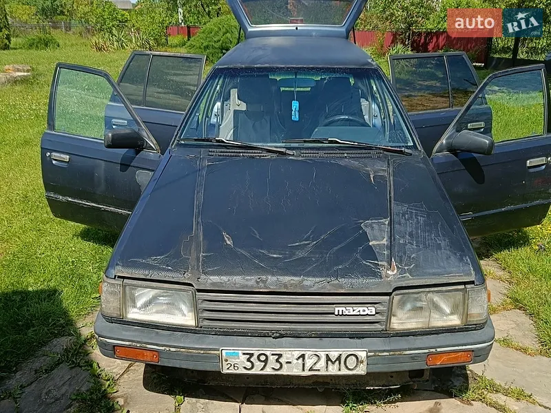 Mazda 323 1987