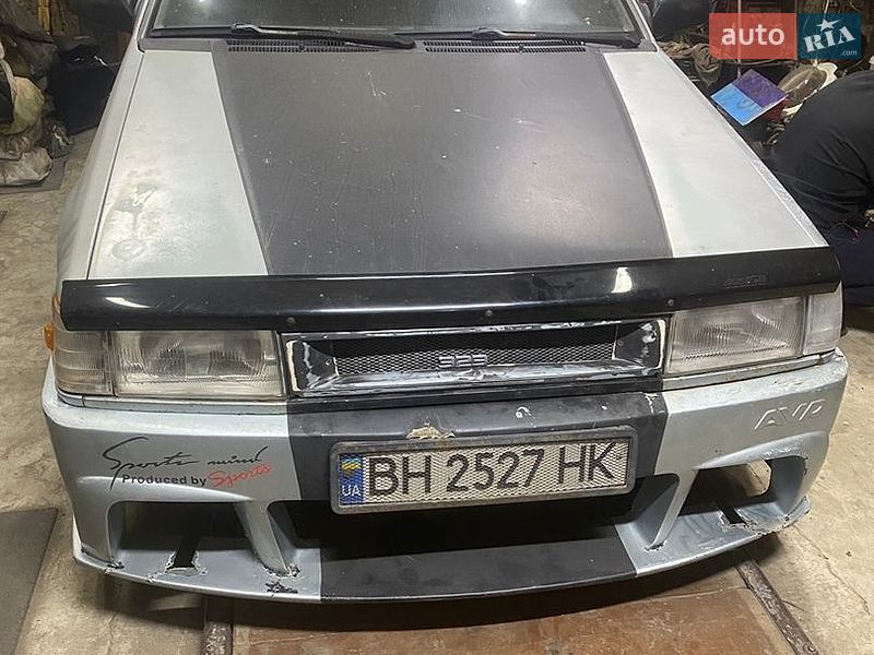 Mazda 323 1986