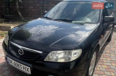 Седан Mazda 323 2001 в Здолбуніві