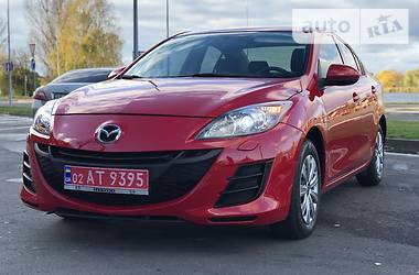 Седан Mazda 3 2012 в Киеве