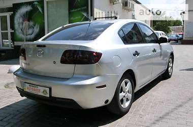 Седан Mazda 3 2005 в Николаеве