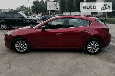 Хэтчбек Mazda 3 2014 в Чернигове