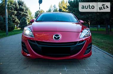 Седан Mazda 3 2011 в Днепре