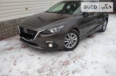 Седан Mazda 3 2016 в Виннице