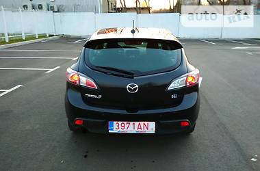 Хэтчбек Mazda 3 2011 в Киеве