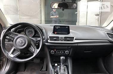 Седан Mazda 3 2017 в Харькове