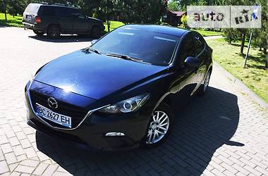Седан Mazda 3 2015 в Дрогобыче