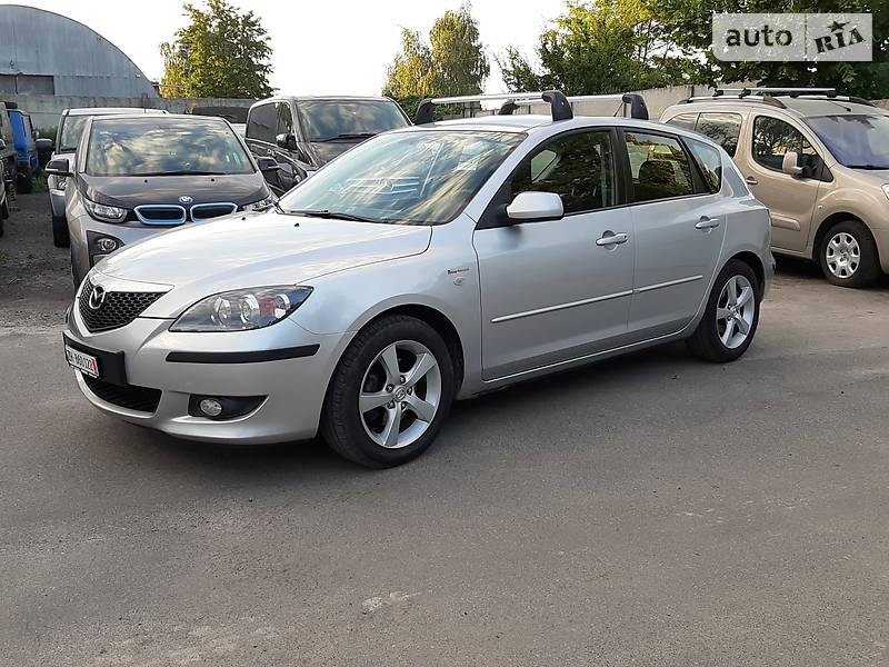 Хетчбек Mazda 3 2005 в Чернігові