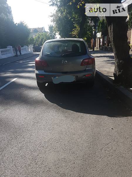 Хэтчбек Mazda 3 2005 в 