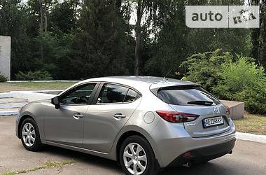 Хэтчбек Mazda 3 2015 в Никополе