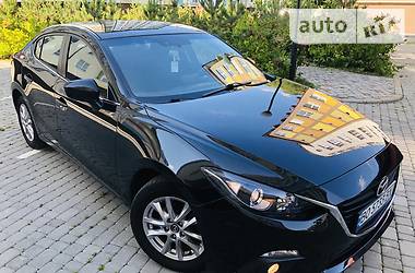 Седан Mazda 3 2015 в Ивано-Франковске