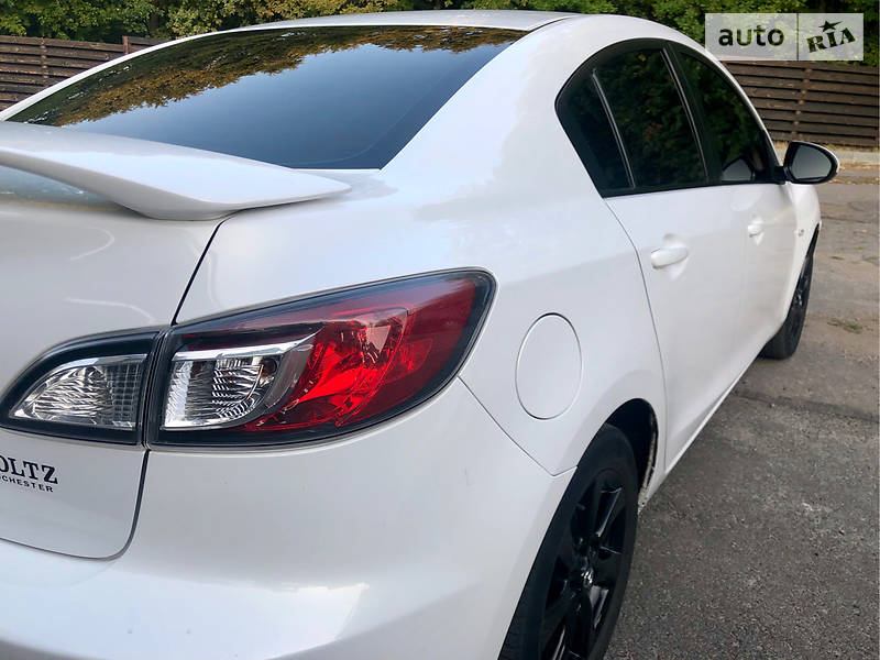 Седан Mazda 3 2009 в Харкові