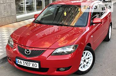 Седан Mazda 3 2005 в 