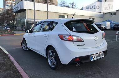 Хэтчбек Mazda 3 2010 в Киеве