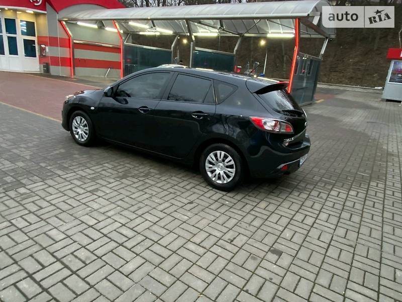 Хетчбек Mazda 3 2011 в Києві