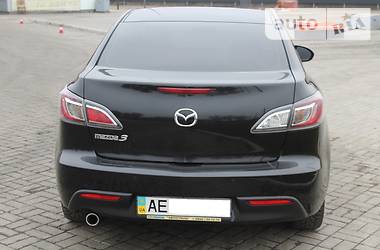 Седан Mazda 3 2010 в 