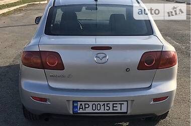 Седан Mazda 3 2004 в 