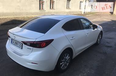 Седан Mazda 3 2015 в Черкассах