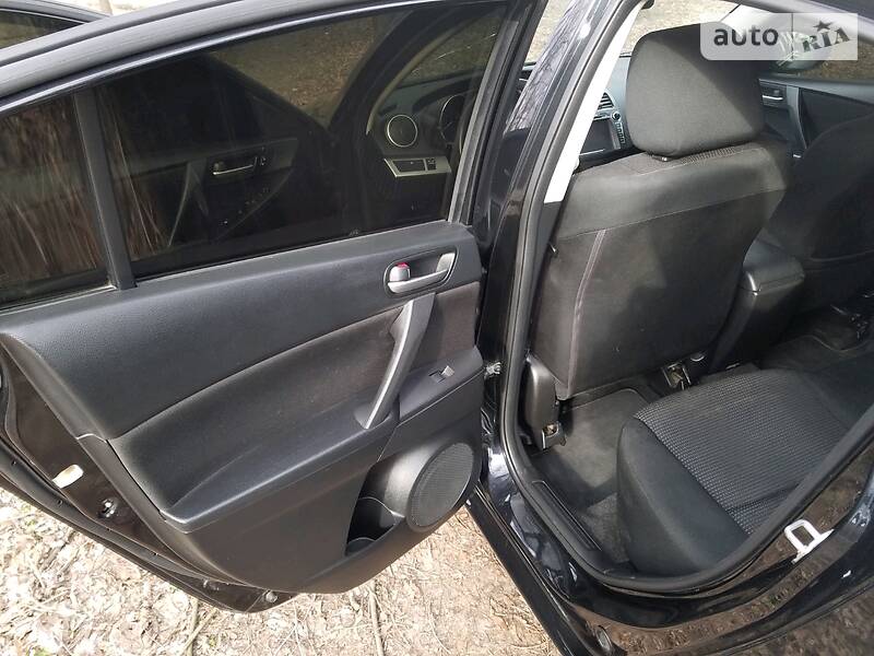 Седан Mazda 3 2011 в Дніпрі фото 37 Седан Mazda 3 2011 в Дніпрі