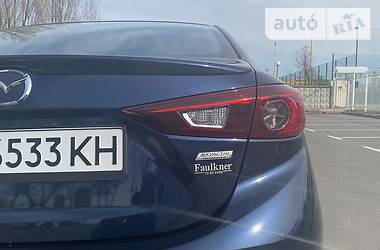 Седан Mazda 3 2013 в Киеве