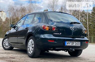 Хетчбек Mazda 3 2005 в 