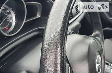 Седан Mazda 3 2015 в 