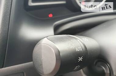 Седан Mazda 3 2015 в 