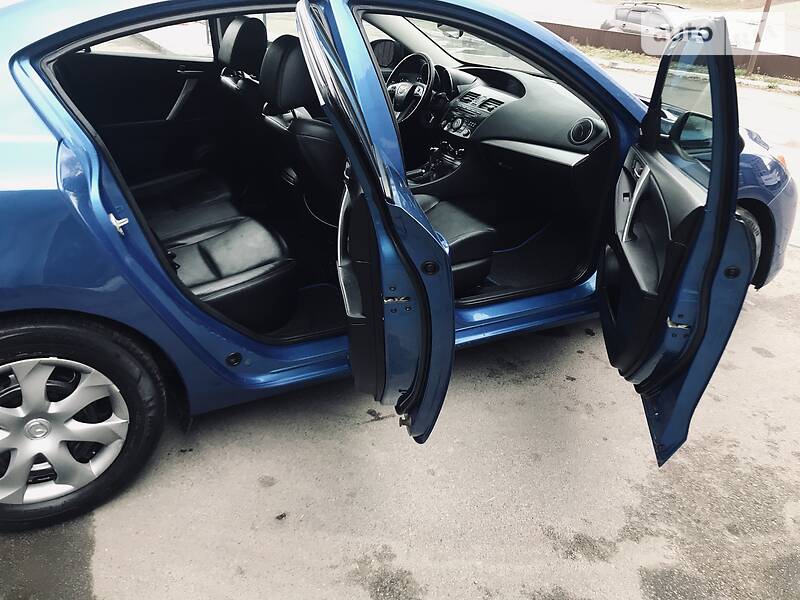 Седан Mazda 3 2012 в Києві фото 12 Седан Mazda 3 2012 в Києві