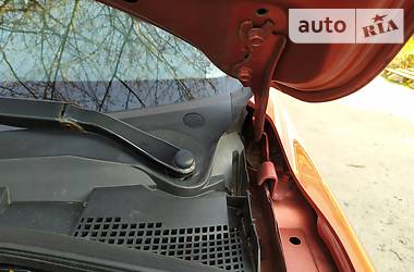 Хэтчбек Mazda 3 2004 в 