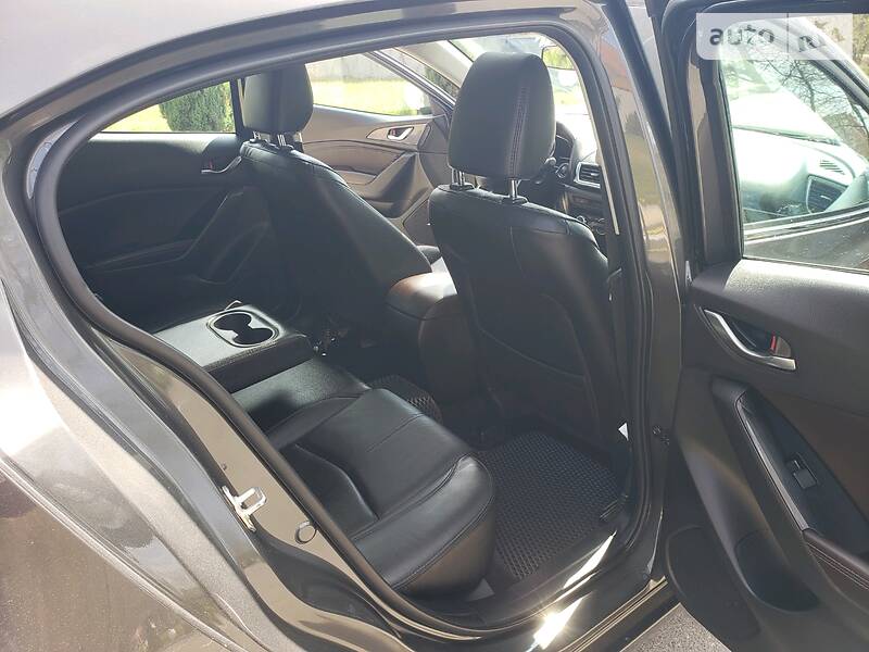 Хетчбек Mazda 3 2018 в Києві