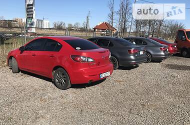 Седан Mazda 3 2013 в 