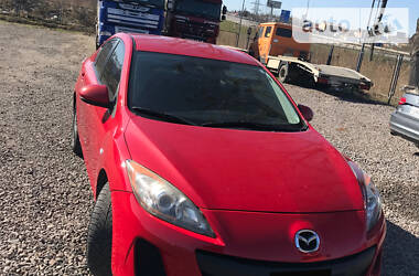 Седан Mazda 3 2013 в 
