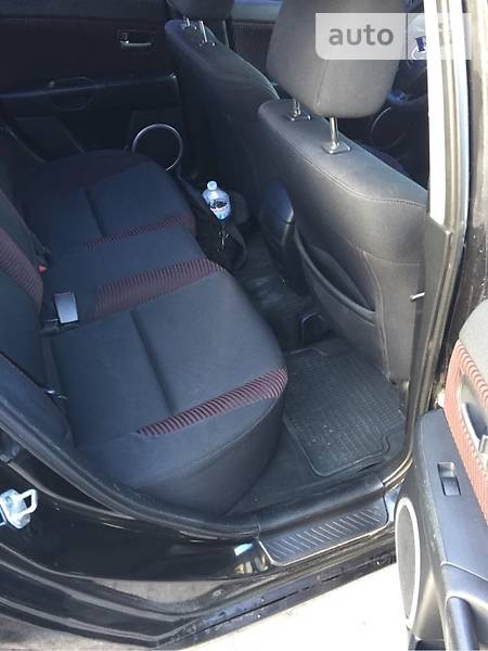 Седан Mazda 3 2004 в Запоріжжі