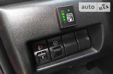 Хетчбек Mazda 3 2004 в 