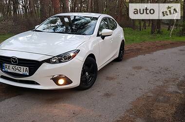 Седан Mazda 3 2016 в 