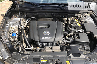 Седан Mazda 3 2015 в Киеве
