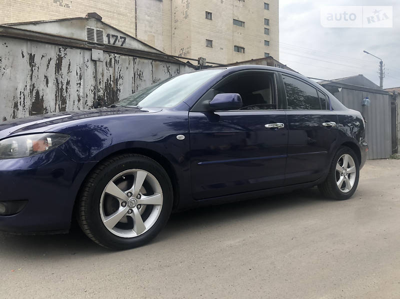 Седан Mazda 3 2005 в Києві