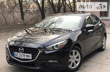Седан Mazda 3 2017 в 