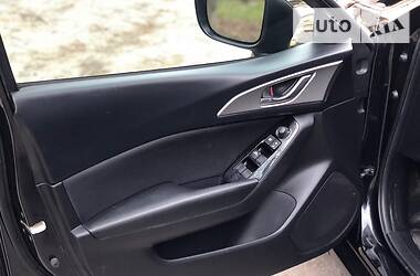 Седан Mazda 3 2017 в 