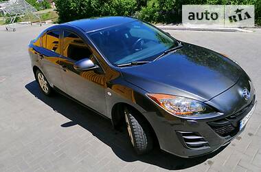 Седан Mazda 3 2010 в 