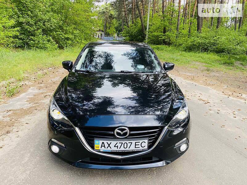 Седан Mazda 3 2013 в Харкові