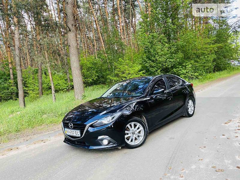 Седан Mazda 3 2013 в Харкові