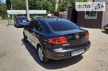 Седан Mazda 3 2005 в 