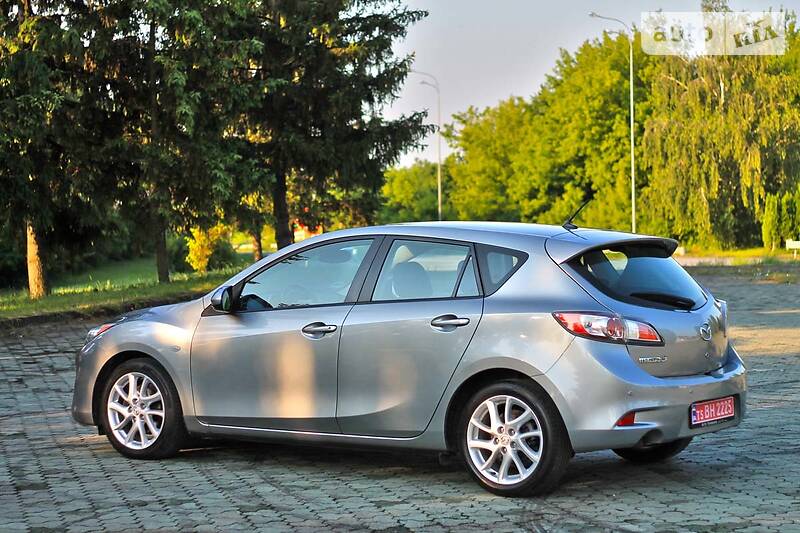 Хетчбек Mazda 3 2012 в Дубні