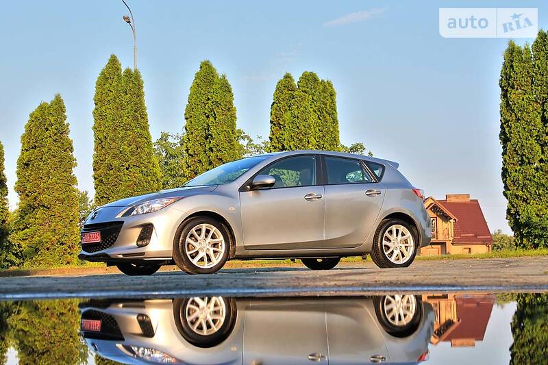 Хетчбек Mazda 3 2012 в Дубні