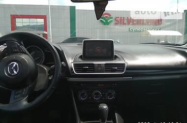 Седан Mazda 3 2014 в Хусте