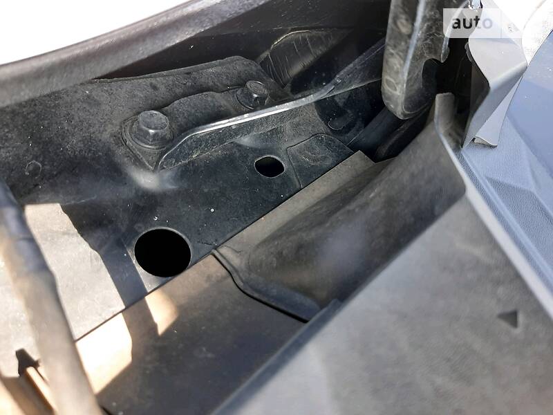 Седан Mazda 3 2017 в Дніпрі