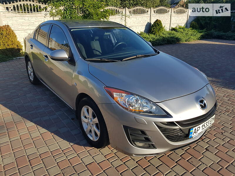 Седан Mazda 3 2011 в Запоріжжі